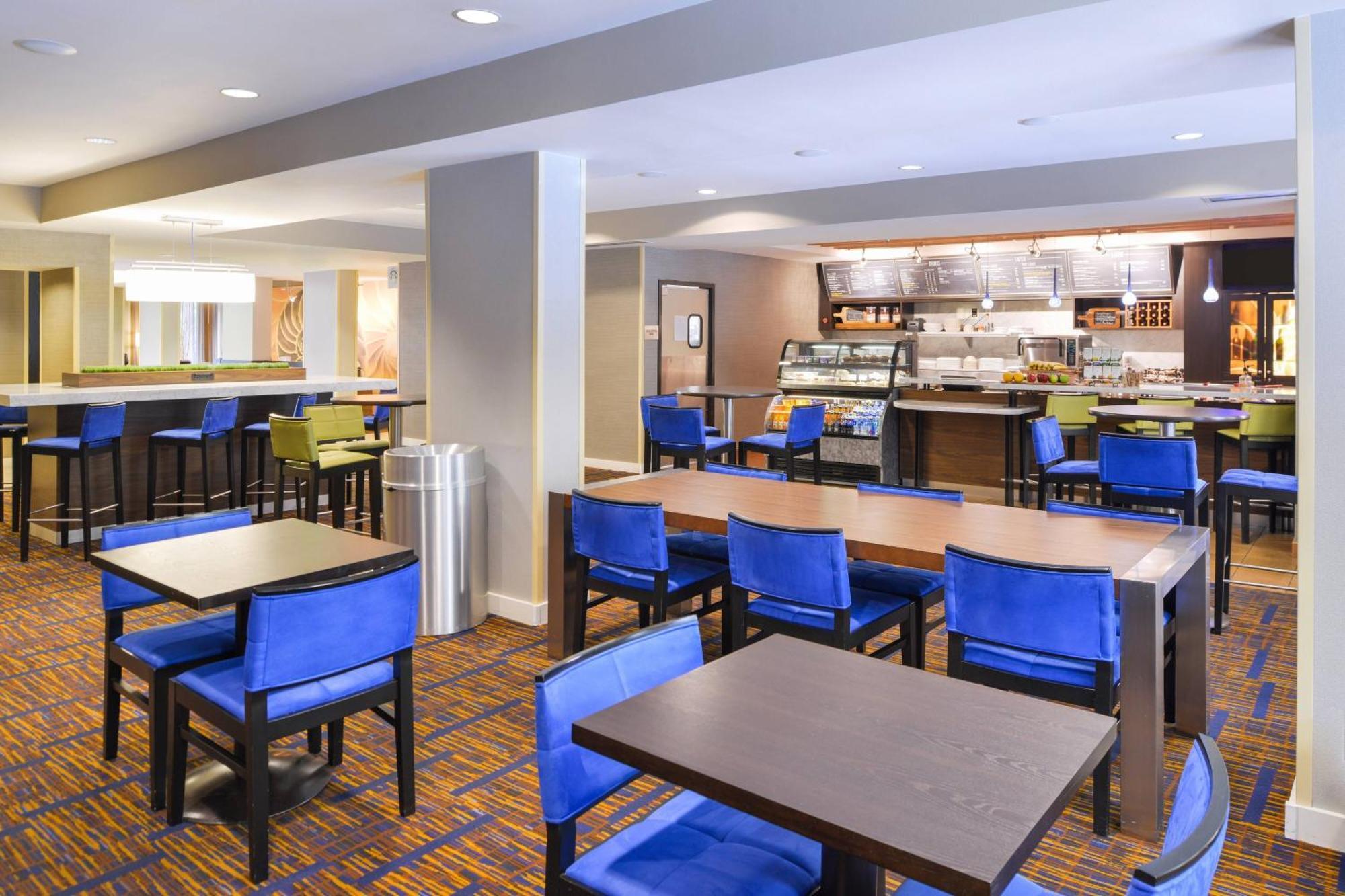 Courtyard Tampa North / I-75 Fletcher Εξωτερικό φωτογραφία