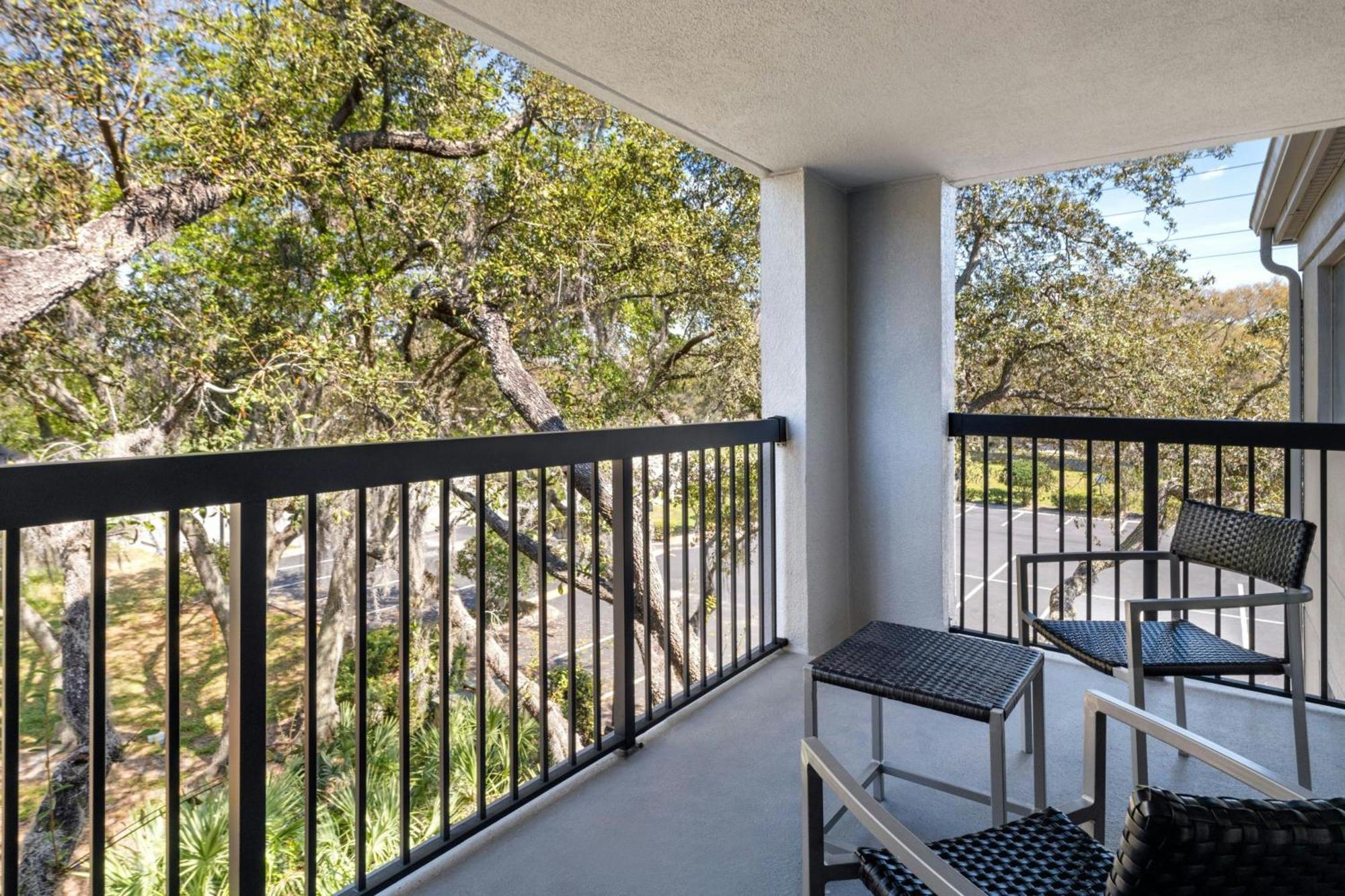 Courtyard Tampa North / I-75 Fletcher Εξωτερικό φωτογραφία